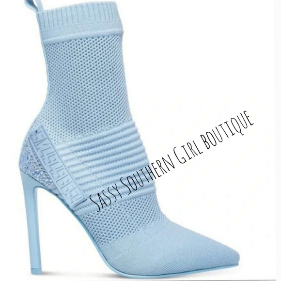 🆕⭐ Steve Madden Maxelle baby blue bootie heel - Picture 4 of 13
